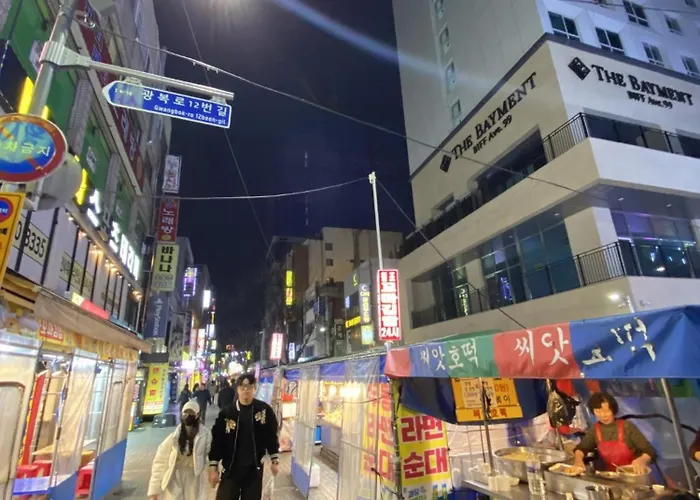 호텔 더베이먼트스테이